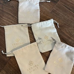 5 Kendra scott jewelry pouches
